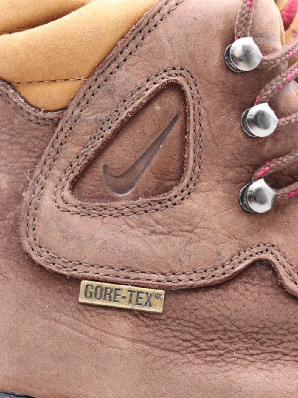 Vintage Nike Air ACG TarnGore-Tex Men's Size 10 Boots Brown Leather Hiking
